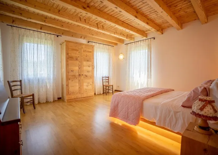 Gatto In Vigna Feriehus