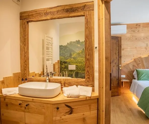 Gatto In Vigna * Susegana